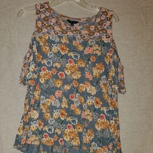 Lucky Brand Cold Shoulder Top